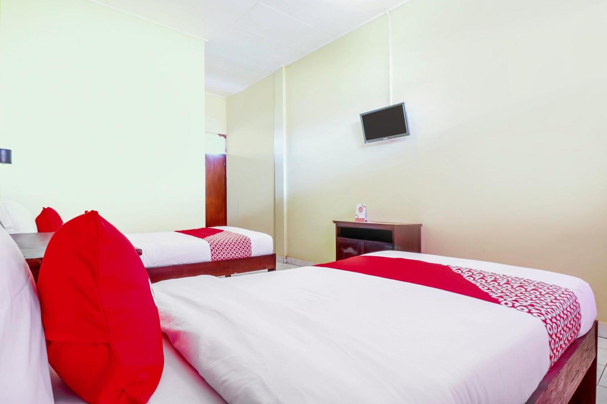 Oyo 2184 Nan Berlian Inn ليجيان المظهر الخارجي الصورة